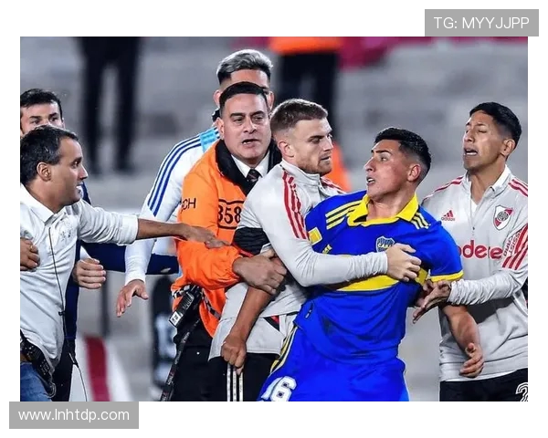 博卡青年迎战劲敌 赛场对决再掀阿根廷足球激情风暴