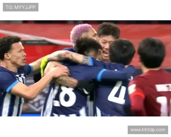 拜仁慕尼黑迎战强敌,精彩对决引发球迷热议,谁将笑到最后 拜仁慕尼黑迎战强敌,精彩对决引发球迷热议,谁将笑到最后