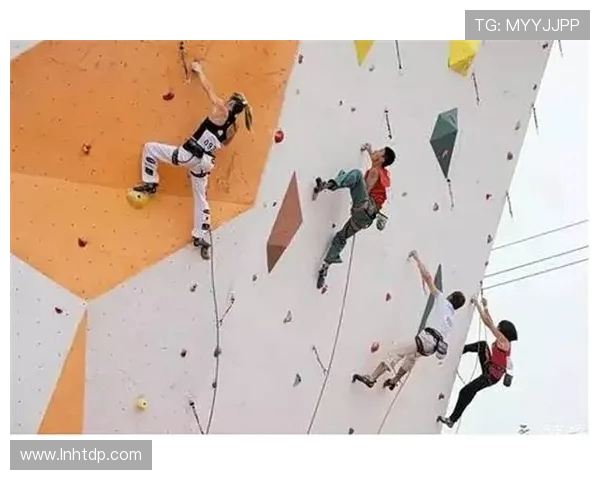 杭州极限运动队的攀岩之路：从初学者到联赛冠军的成长历程