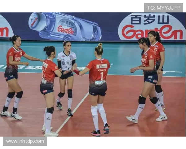 深圳排球队在全国锦标赛中的灵活性展现与战术分析