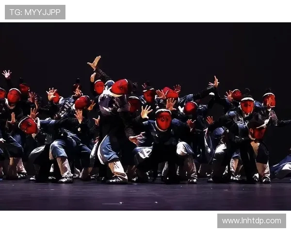 重庆街舞队与成都街舞队赛后复盘分析意识碰撞与舞台表现的深度解读