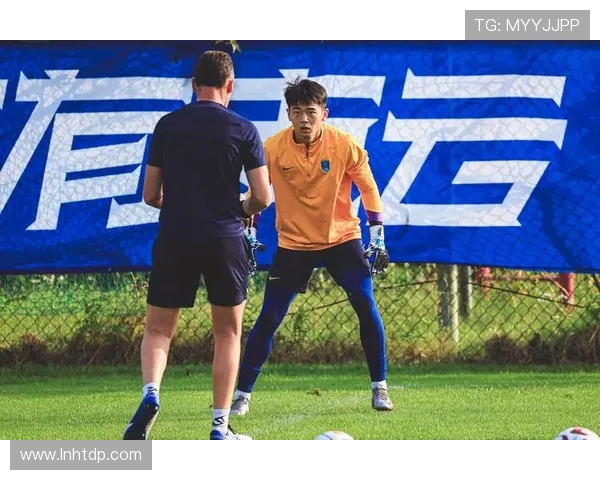 南通支云主场迎强敌鏖战激烈全场沸腾誓夺关键胜点