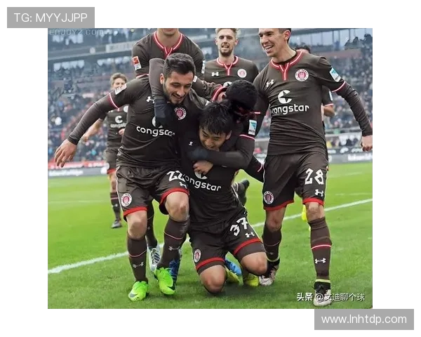 图森队与新英格兰革命的激烈对决展现足球魅力与团队精神